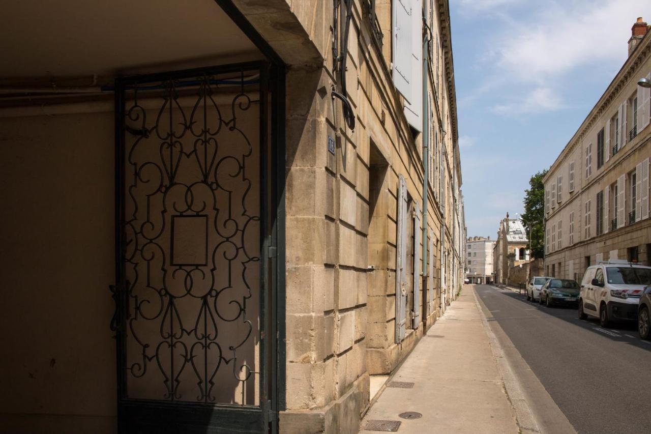 Grand Studio Zen Dans L'Hyper Centre De Poitiersアパートメント エクステリア 写真